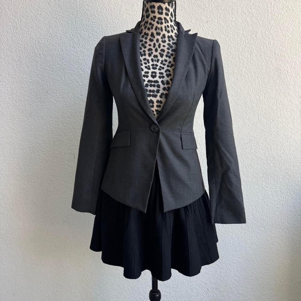 Ann Taylor Petite Gray blazer Women's Size 00